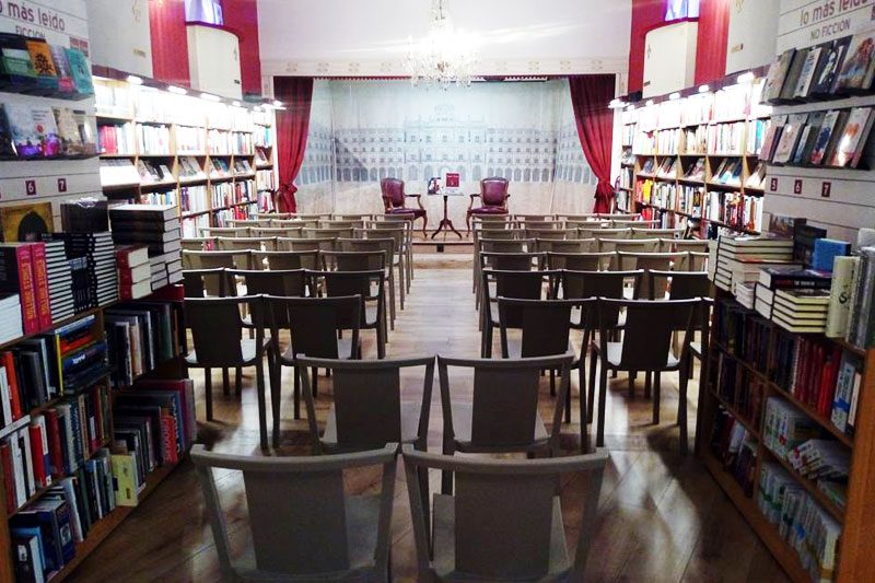 la poesía de Redry firma de libros