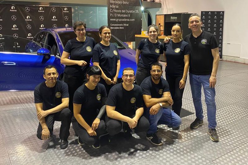 Evento Nuevo Mercedes EQE staff